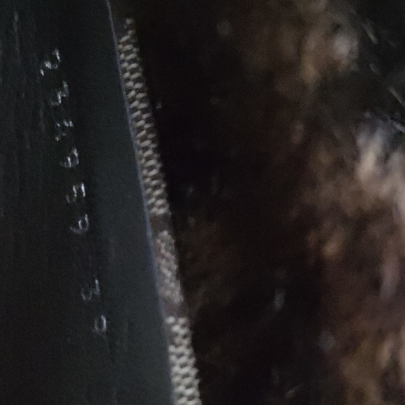 Gucci Gray and Silver Women's Flats - Picture 5 of 8